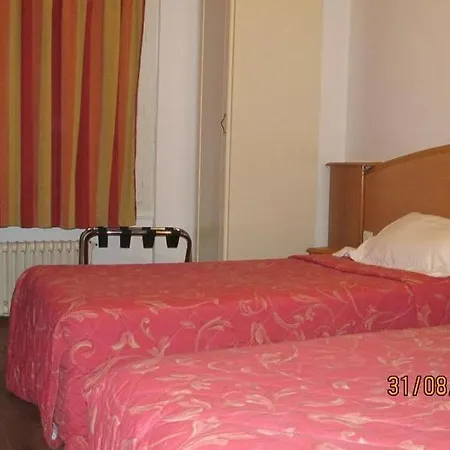 Pictav Poitiers